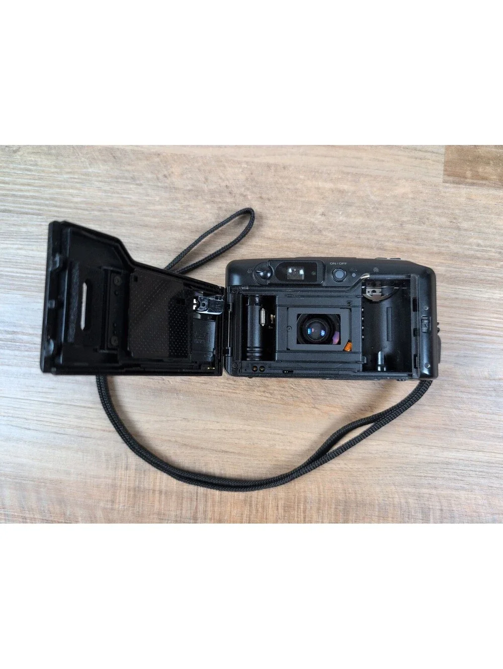 Olympus Superzoom AF 115 QuartzDate 38-115mm 35mm Film Camera Point-Shoot Tested